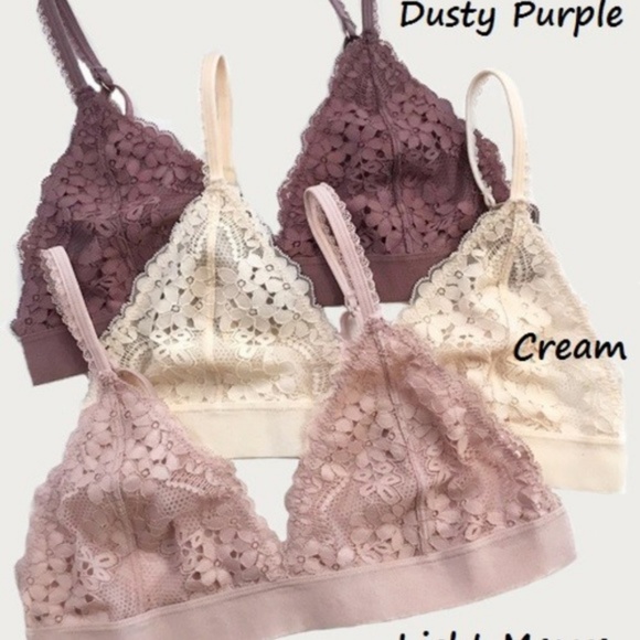 *CLEARANCE* Lace Bralette - Picture 2 of 2